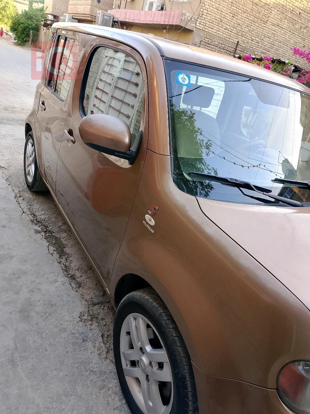 نیسان کیوب